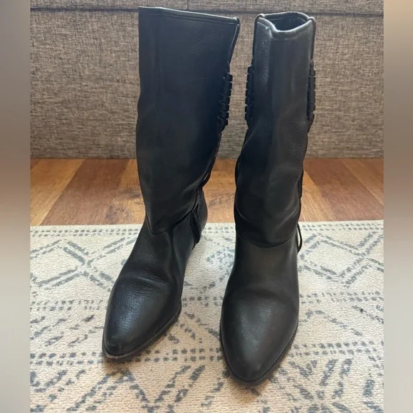 Women’s Vintage Black Leather Boots - Picture 7 of 9